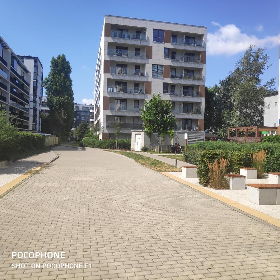 First -- Green Zoliborz Apartment 4 Varşovia Exterior foto