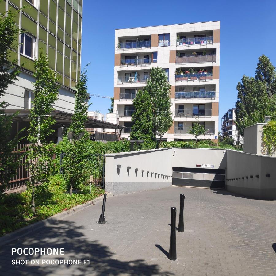 First -- Green Zoliborz Apartment 4 Varşovia Exterior foto