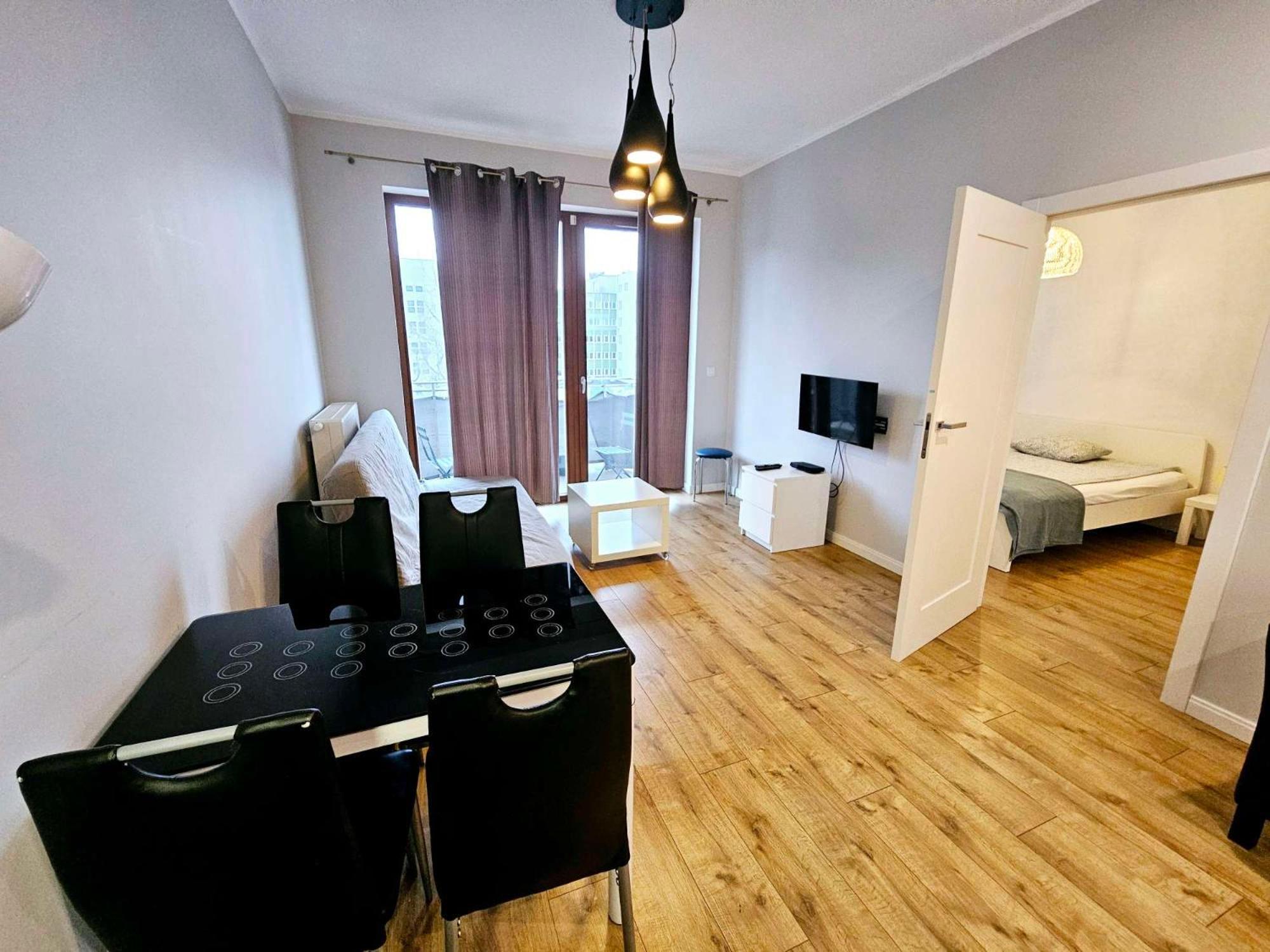 First -- Green Zoliborz Apartment 4 Varşovia Exterior foto