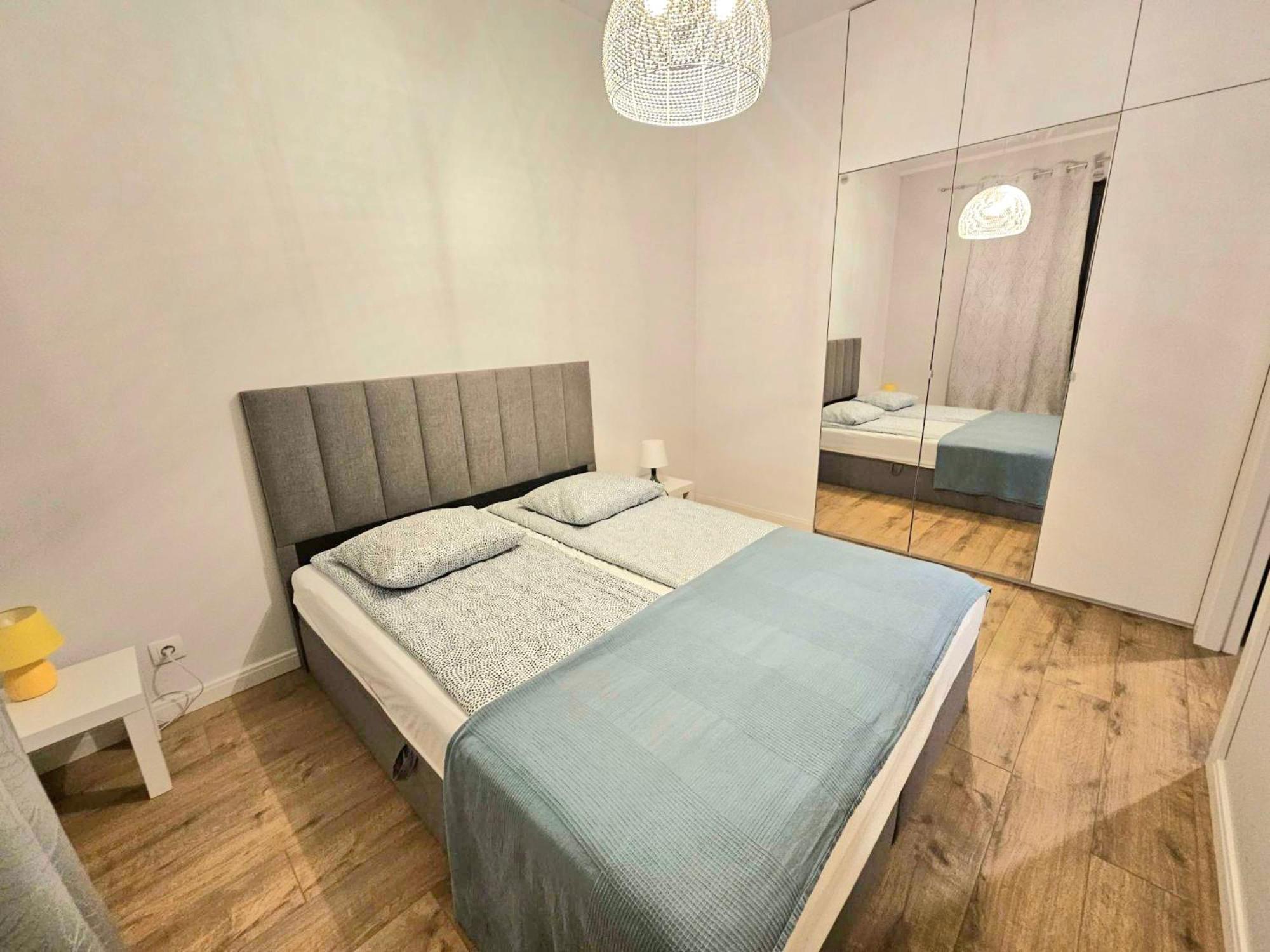 First -- Green Zoliborz Apartment 4 Varşovia Exterior foto